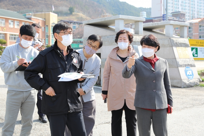 이해양 의원 무주중 앞 신호등 설치 관련 현장간담회 진행