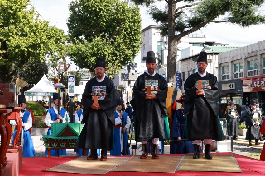 조선왕조실록 묘향산 사고본 적상산사고 이안 행렬 재연