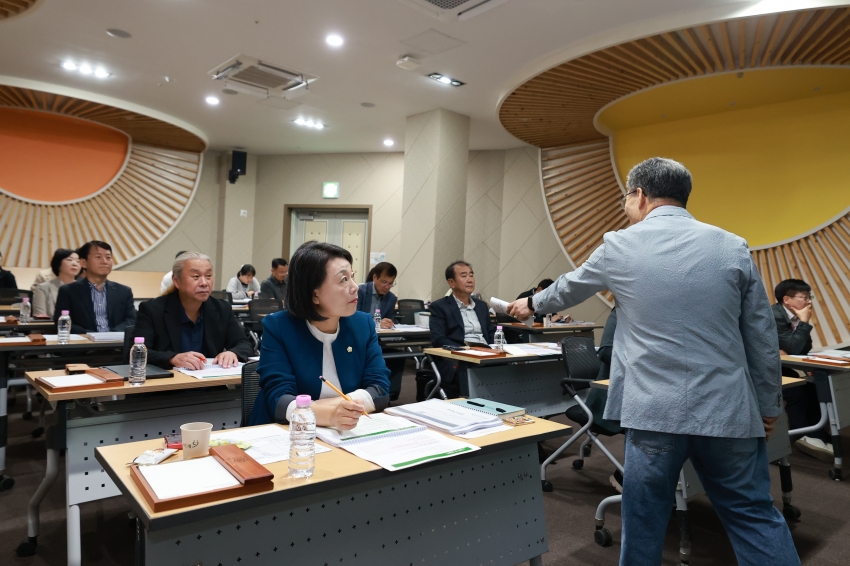 무주군의회 제2차 정례회 대비 역량강화 교육